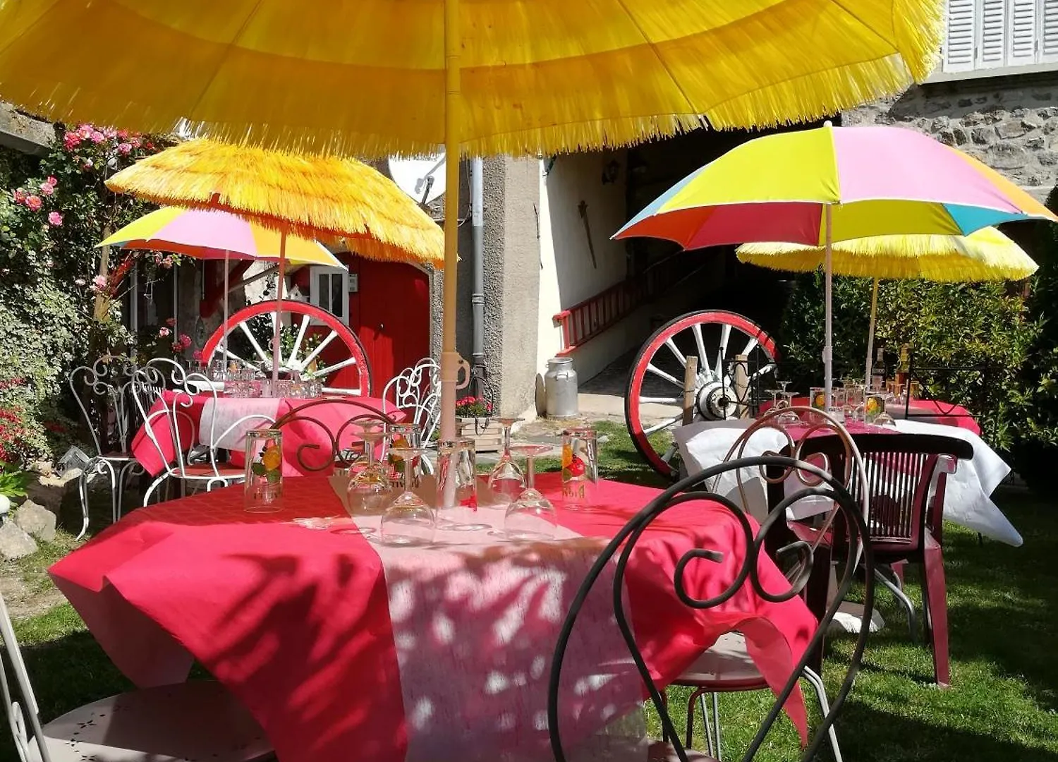 Couette-café Bed and breakfast Le Relais De Rochepaule France