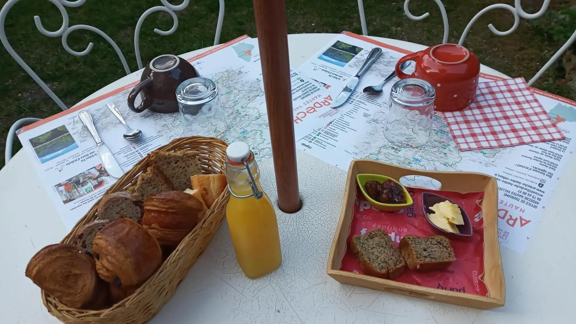 Le Relais De Rochepaule Bed and Breakfast 0*,  Frankrijk